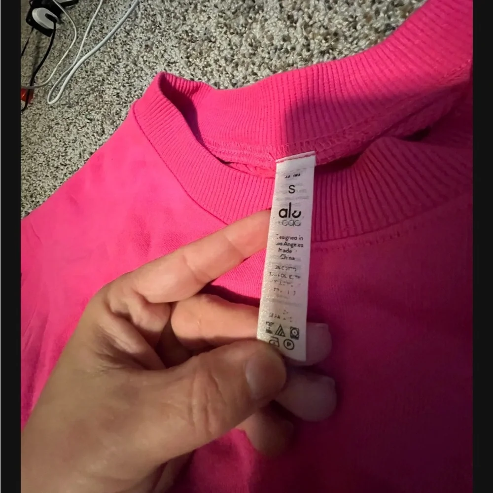 ALO Yoga Women's Bright Pink Cropped Hoodie - Picture 3 of 4